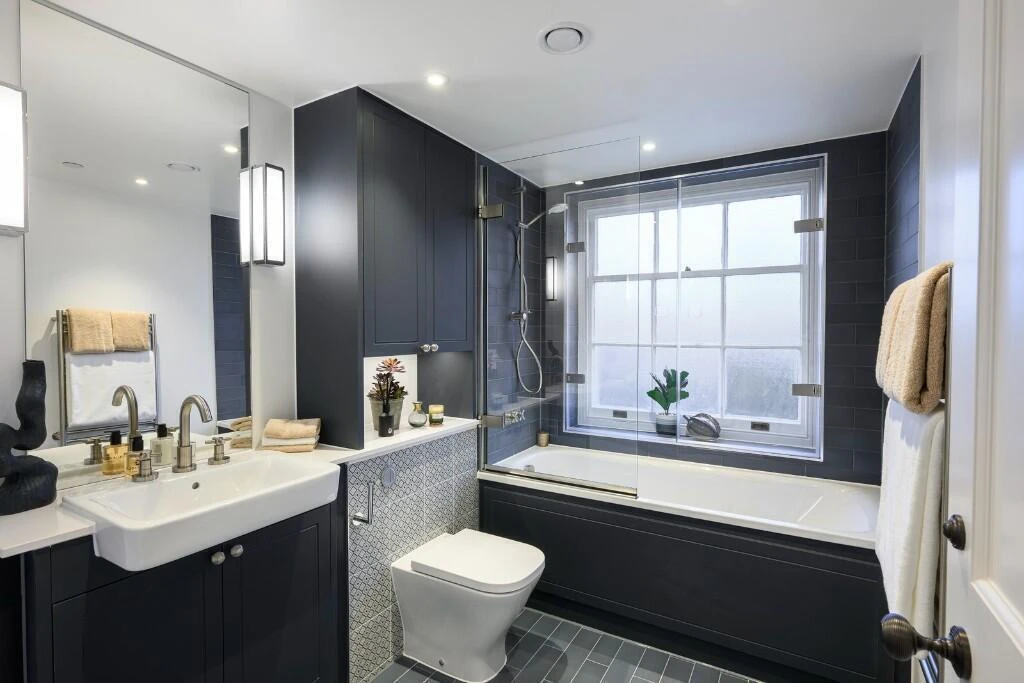 Oakhill Hildenborough Modern Bathroom