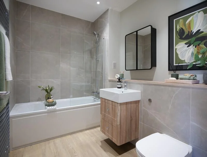 Paddock Wood Contemporary Bathroom
