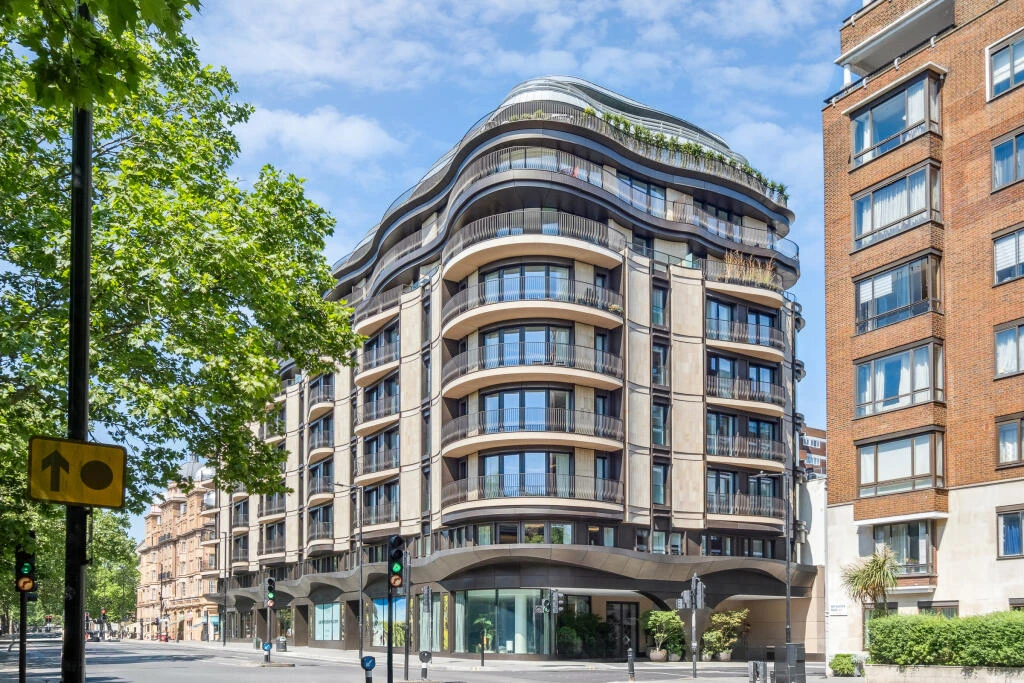 Park Modern Exterior Curved Architecture Bayswater Road London
