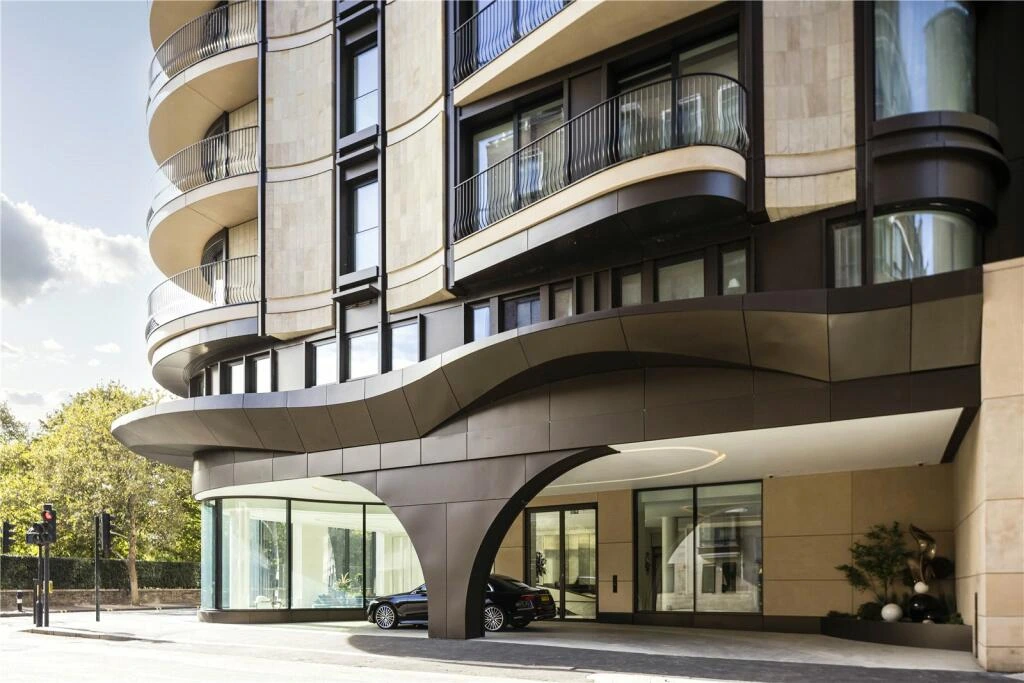 Park Modern Main Entrance Street Level Exterior Bayswater London W2