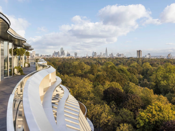 Park Modern Terrace Balcony Views Over Hyde Park London W2