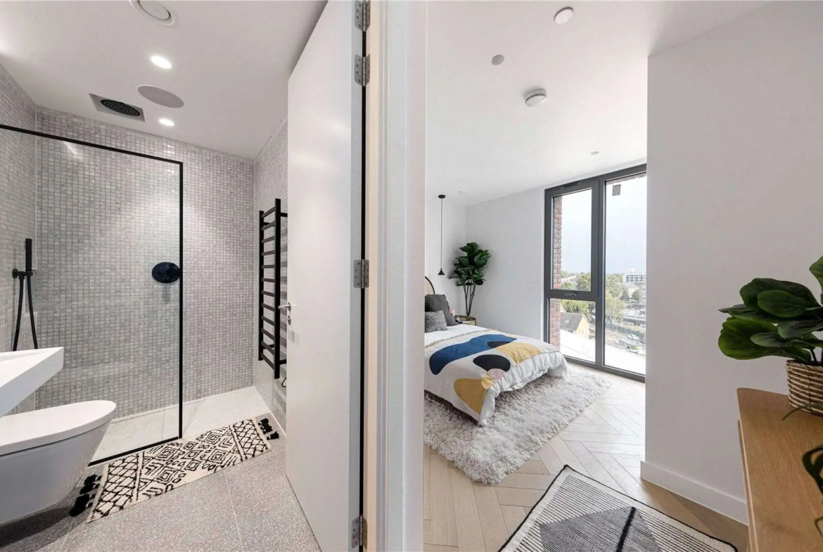 Parkhaus Hackney Downs E5 Ensuite Shower Room Mosaic Tiles Black Fittings