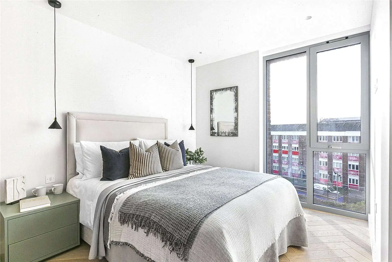Parkhaus Hackney Downs E5 Master Bedroom Floor To Ceiling Windows City Views
