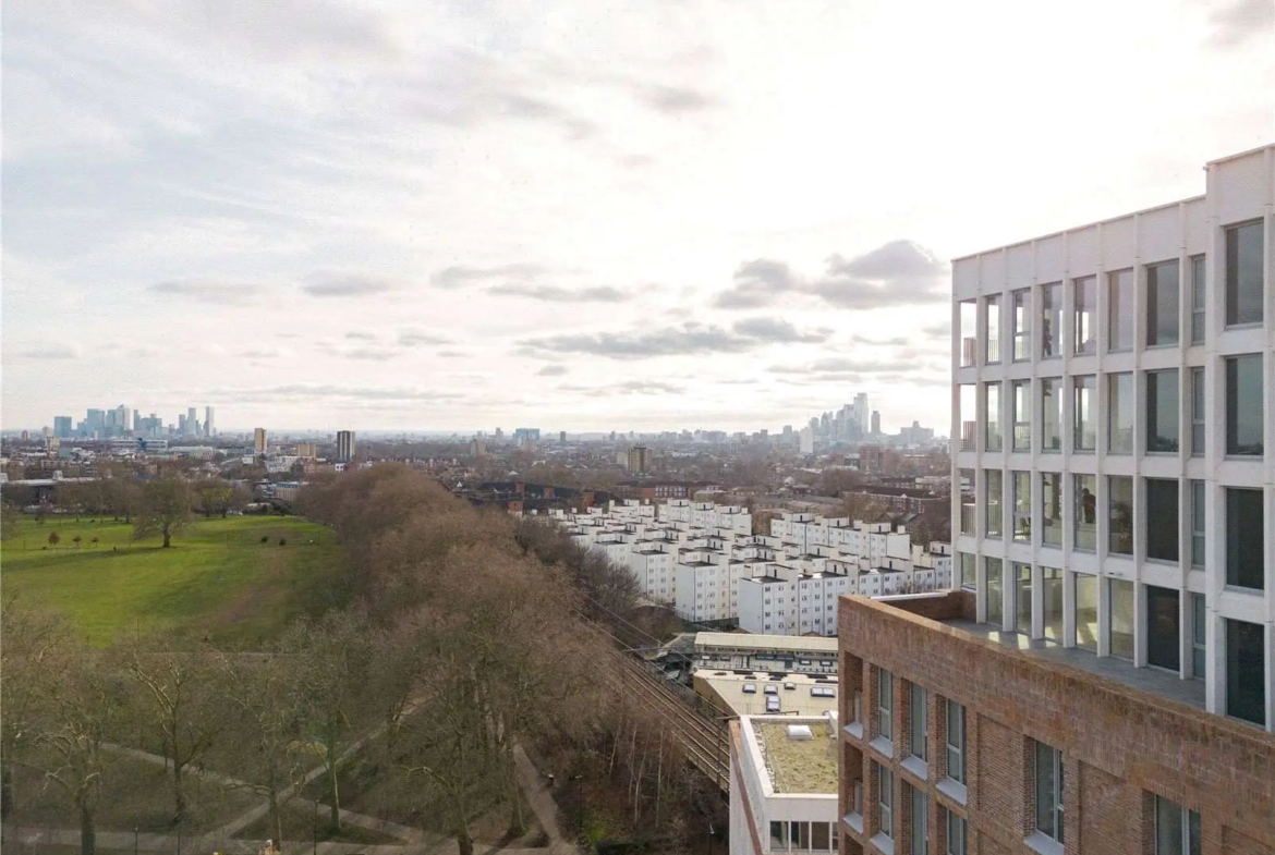 Parkhaus Hackney Downs E5 Panoramic Views Hackney Downs Park Canary Wharf City London