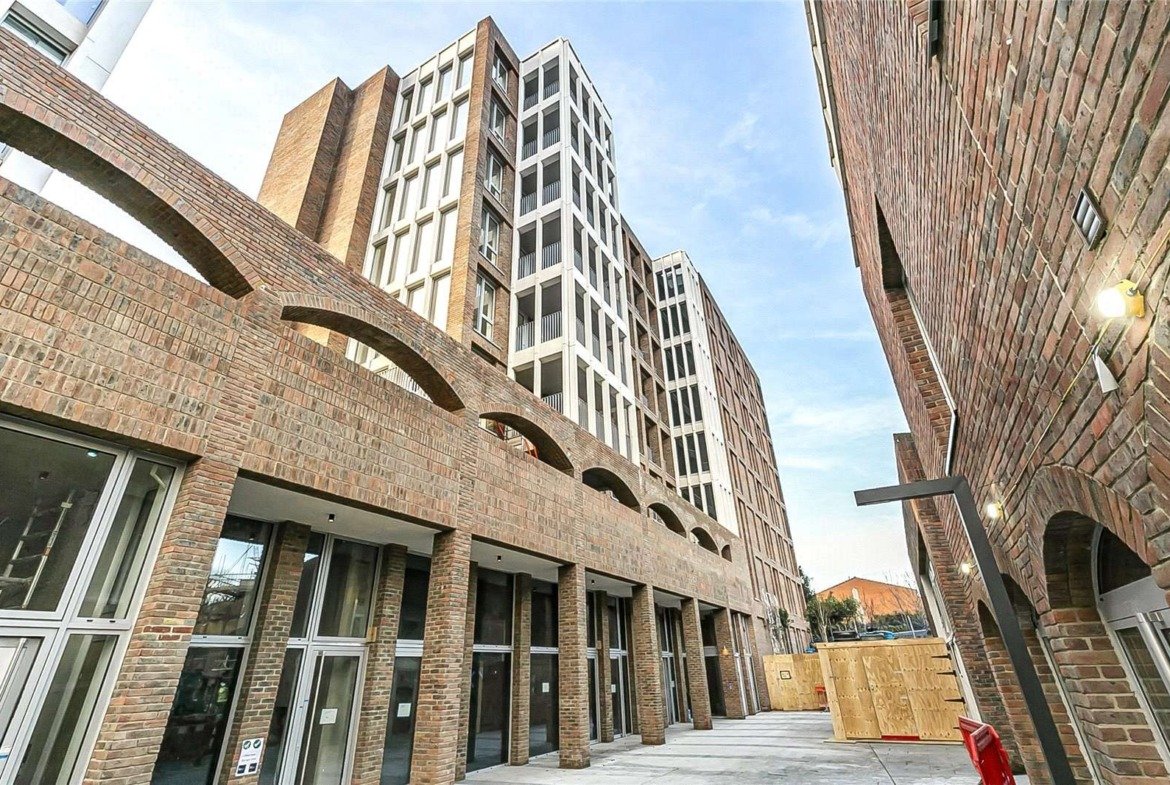 Parkhaus London E5 Hackney Brick Facade Arched Entrance Exterior