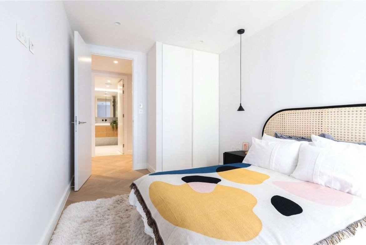 Parkhaus London E5 Hackney Master Bedroom En Suite Fitted Wardrobe