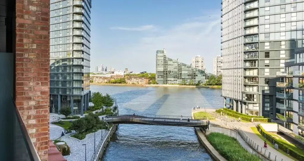 Powerhouse Chelsea Waterfront 39 Lots Road London Sw10 0js Creek Bridge View Luxury Apartments
