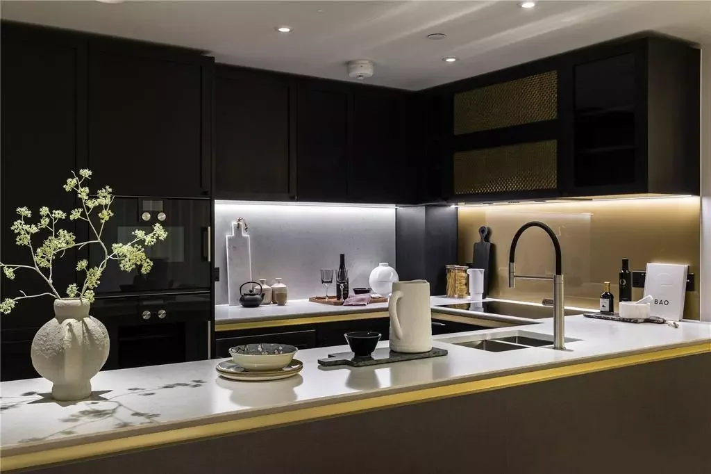 Powerhouse Chelsea Waterfront Luxury Black Kitchen Marble Worktop Under Cabinet Lighting London Sw10
