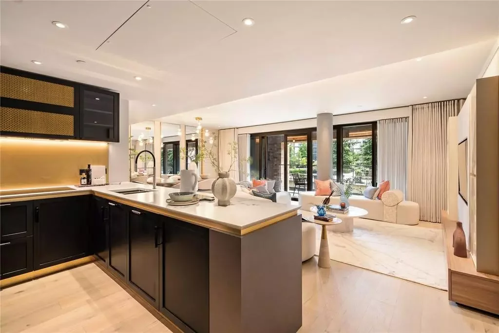 Powerhouse Chelsea Waterfront Open Plan Kitchen Living Room Marble Island London Sw10