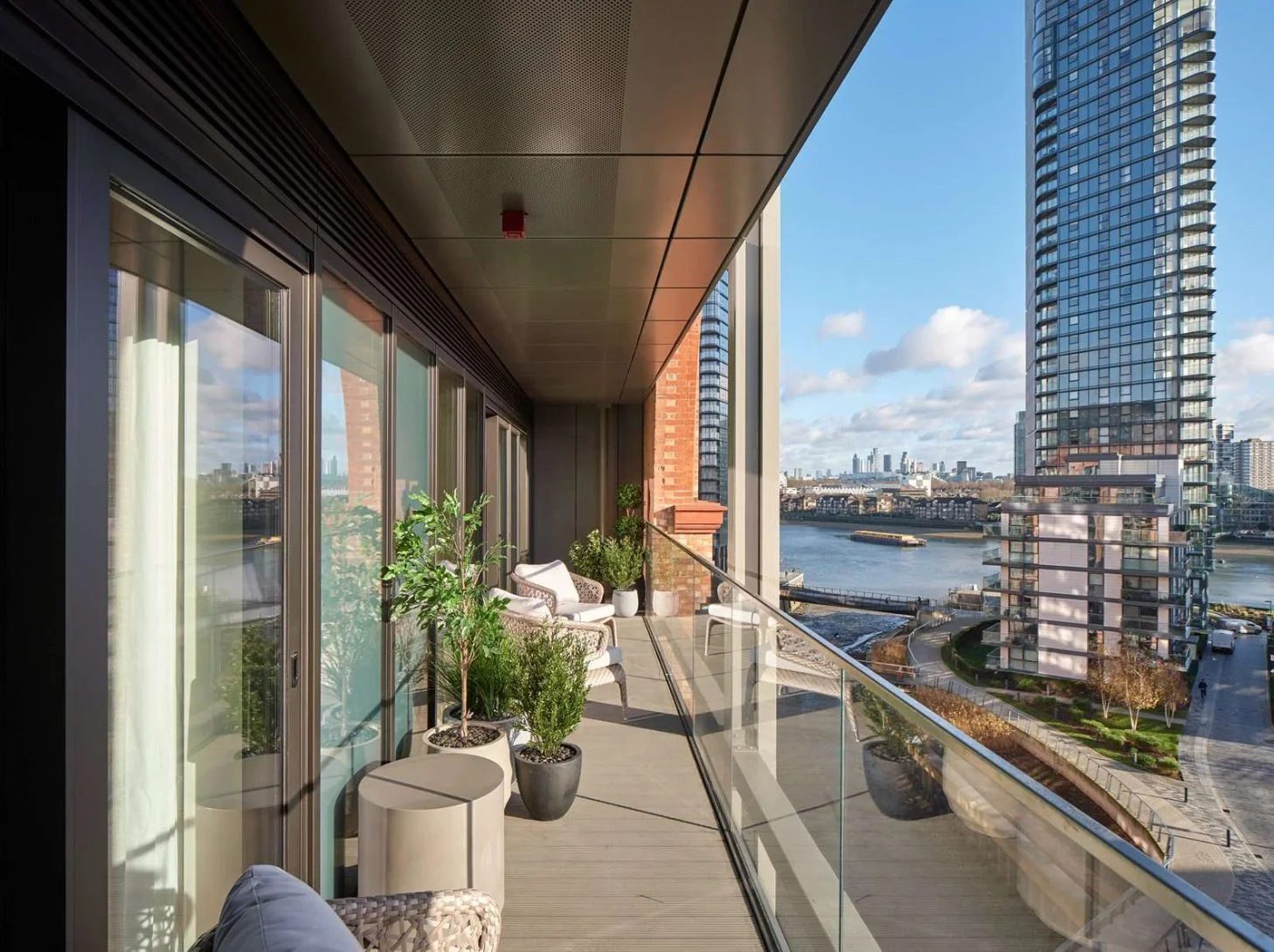 Powerhouse Chelsea Waterfront Riverside Balcony Terrace Thames London Sw10