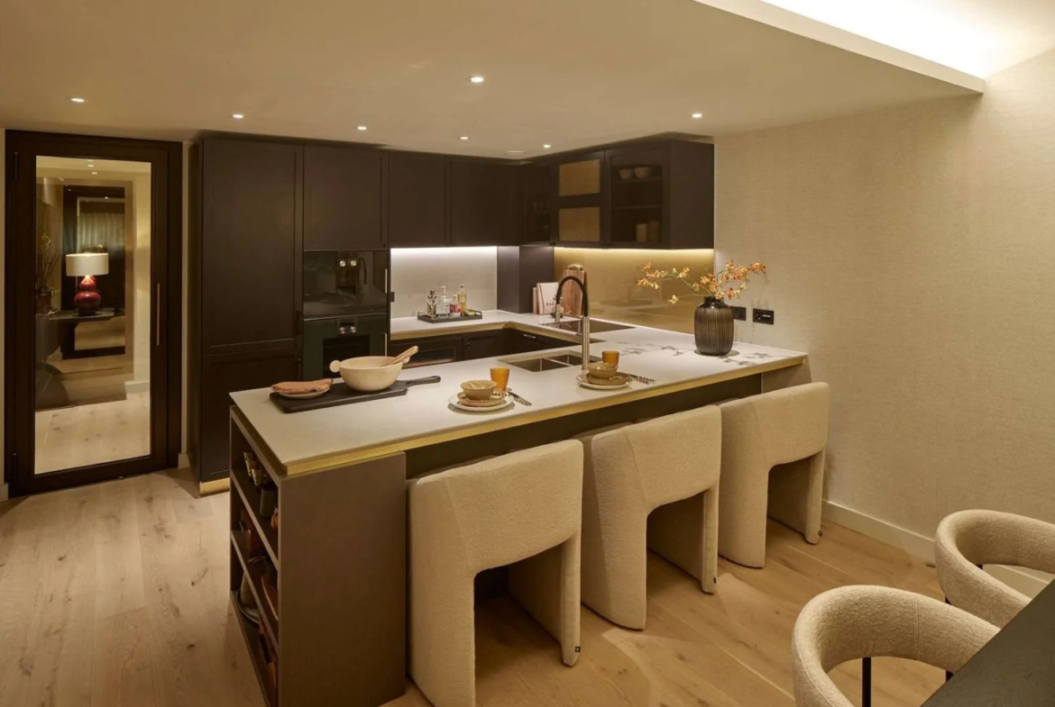 Powerhouse Chelsea Waterfront Sw10 0qd Gourmet Kitchen Island Bespoke Cabinetry London