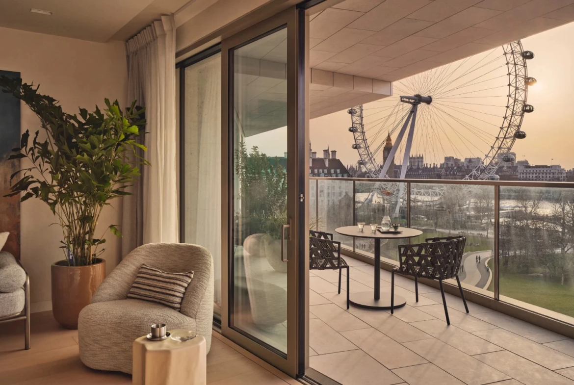 Seven Southbank Place Living Room River View