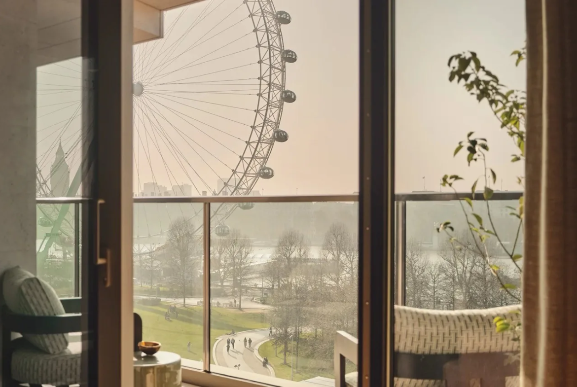 Seven Southbank Place Se1 Balcony River Thames Sunset View 3 Bedroom Apartment