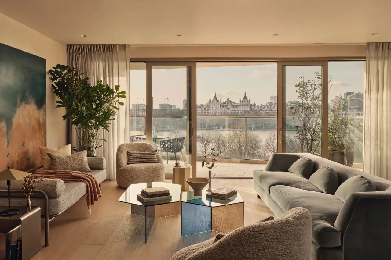 Seven Southbank Place Se1 Marble Kitchen Island Luxury Apartment Belvedere Road