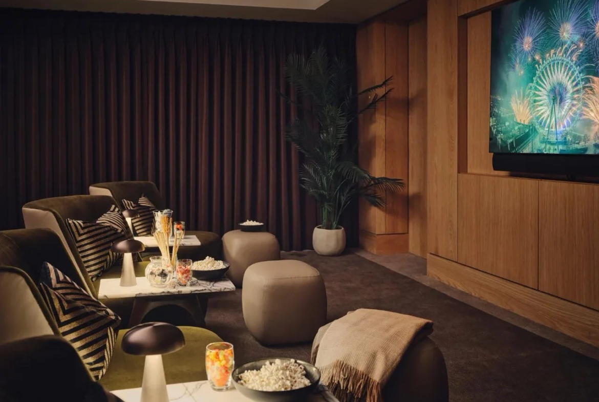 Seven Southbank Place Se1 Private Cinema Room Residents Amenity London