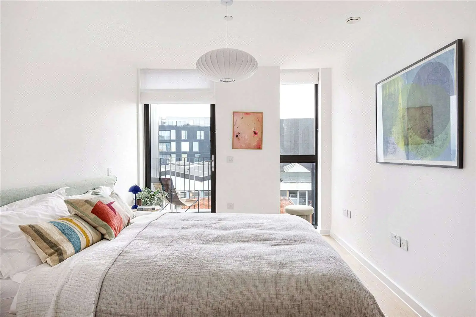 Smokehaus London Fields E8 Double Bedroom Balcony Access City Views