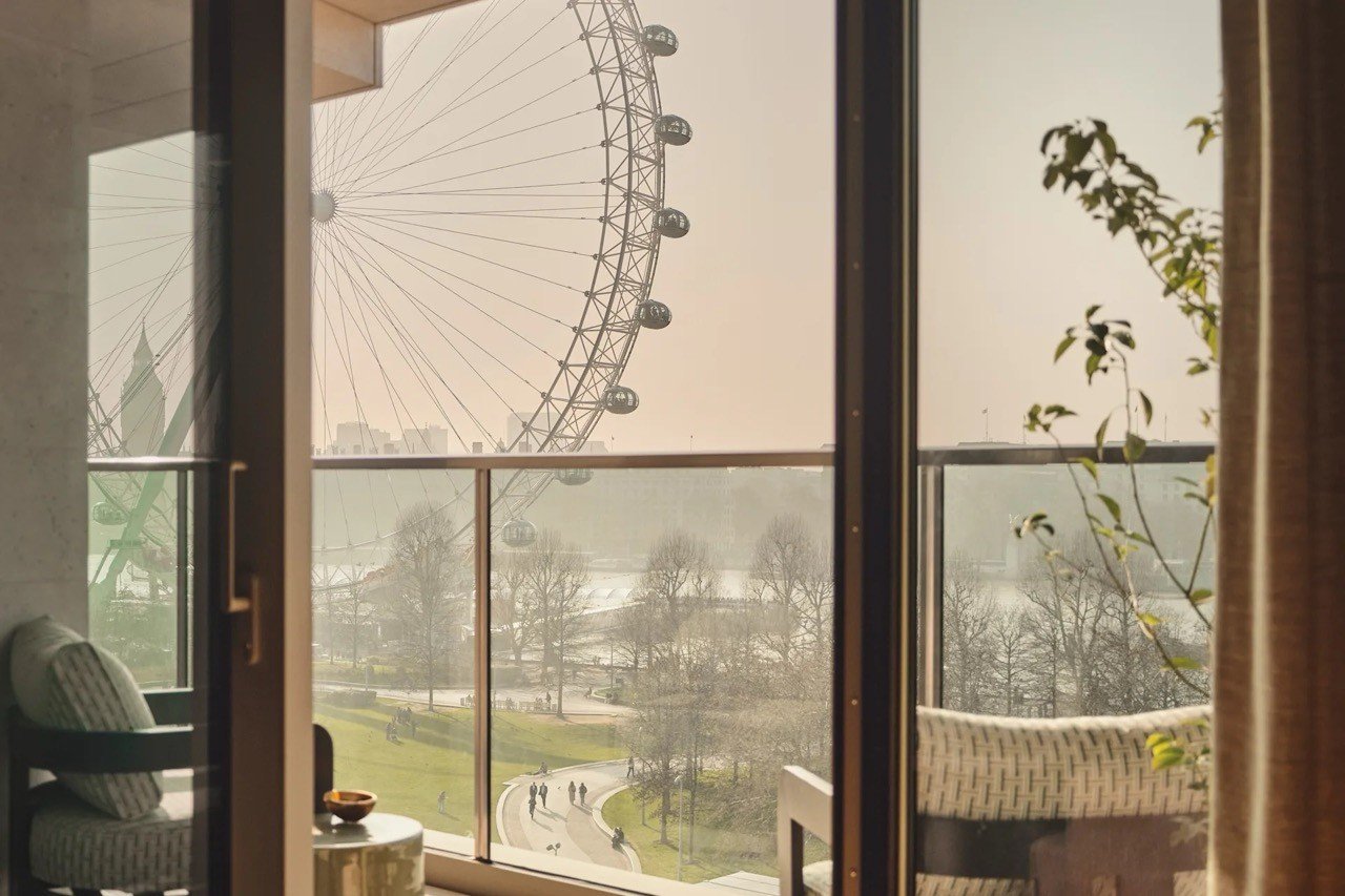 Southbank Place Se1 Balcony River View