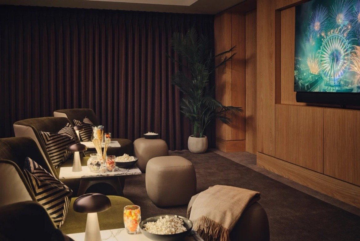 Southbank Place Se1 Private Cinema