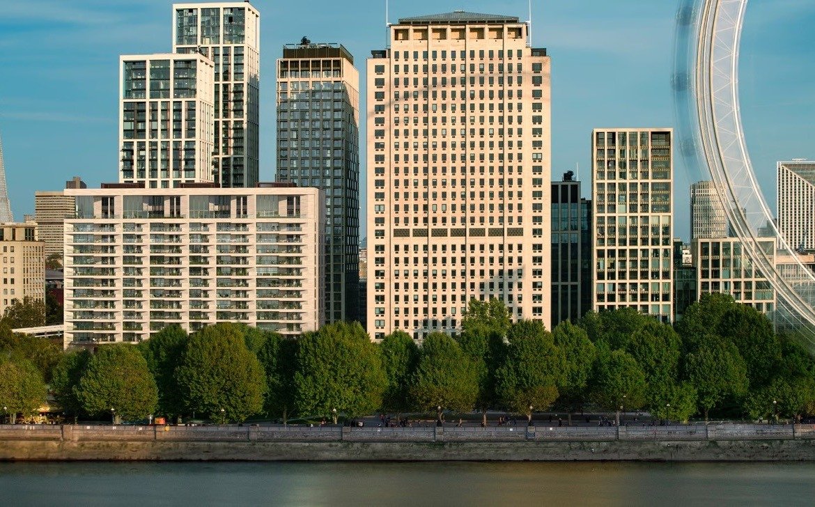 Southbank Place Se1 Riverside Exterior Day