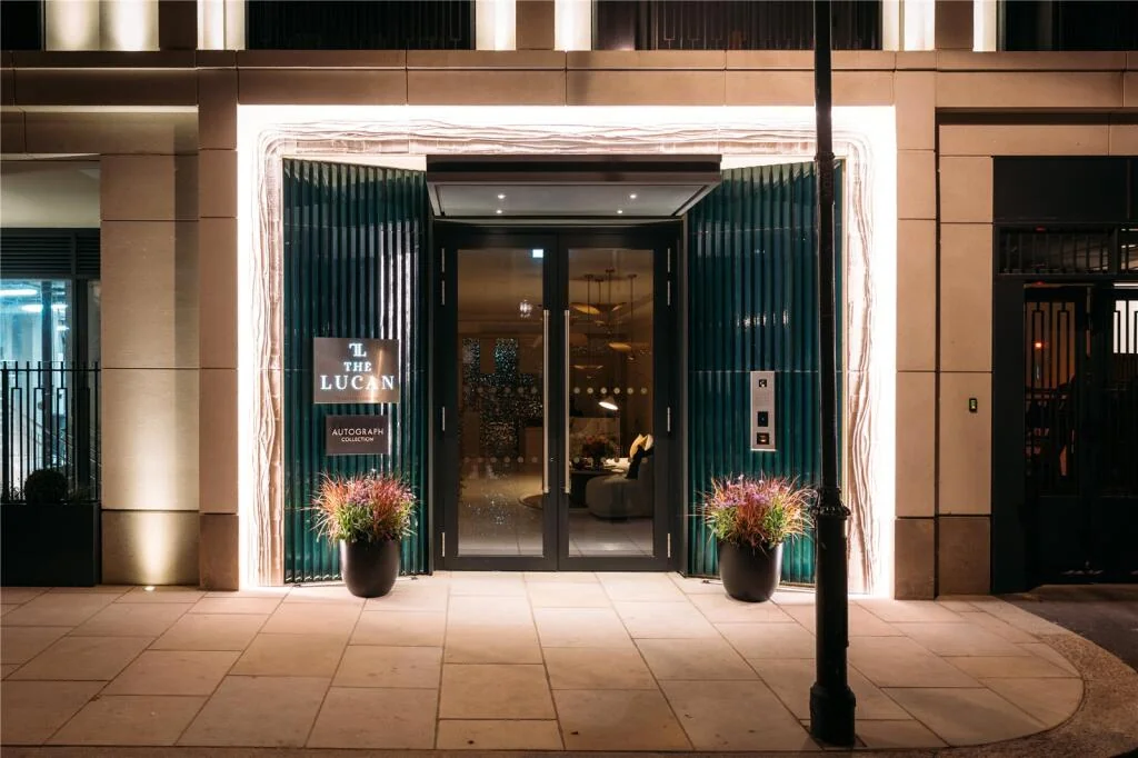 The Lucan Chelsea Autograph Collection Entrance Night Green Tiling London Sw3