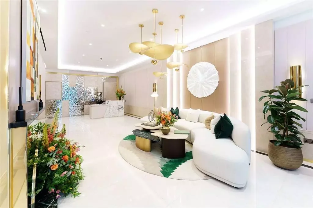 The Lucan Chelsea Luminary Concierge Lobby Gold Chandeliers Marble London