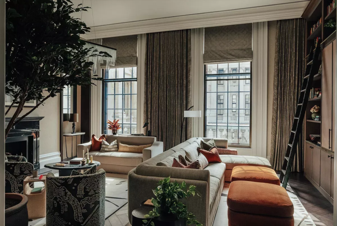 The Owo Whitehall London Classic Living Room
