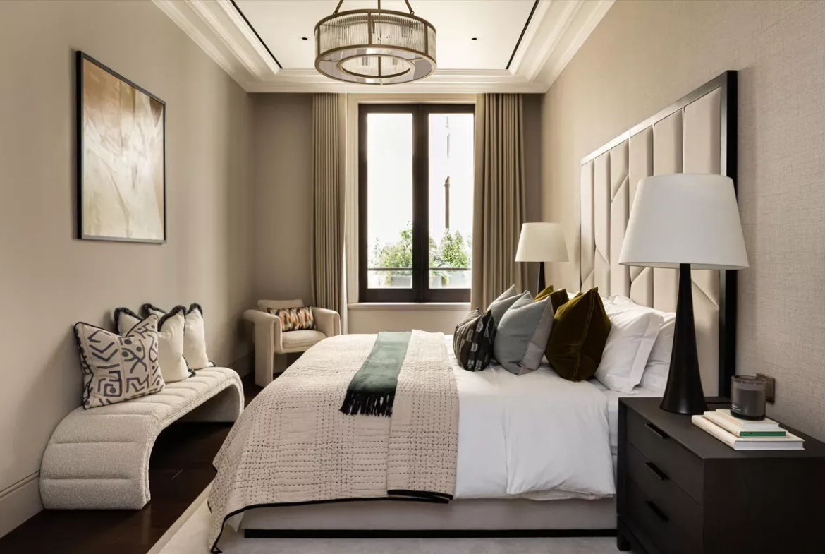 The Owo Whitehall London Luxury Bedroom Raffles Residence