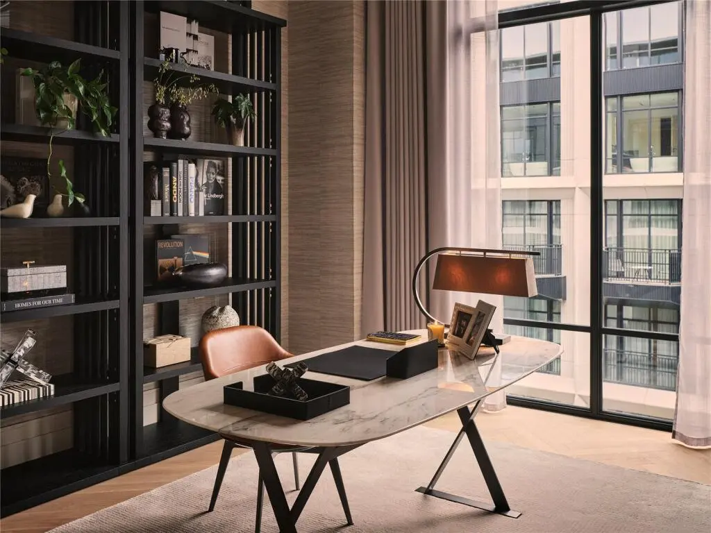 The Whiteley Apartment Luxury Home Office Study Queensway London