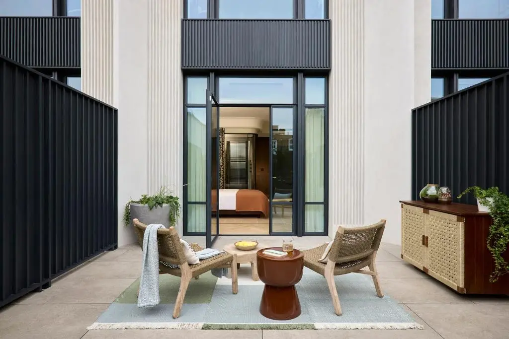 The Whiteley Penthouse Private Terrace Bedroom Access London W2