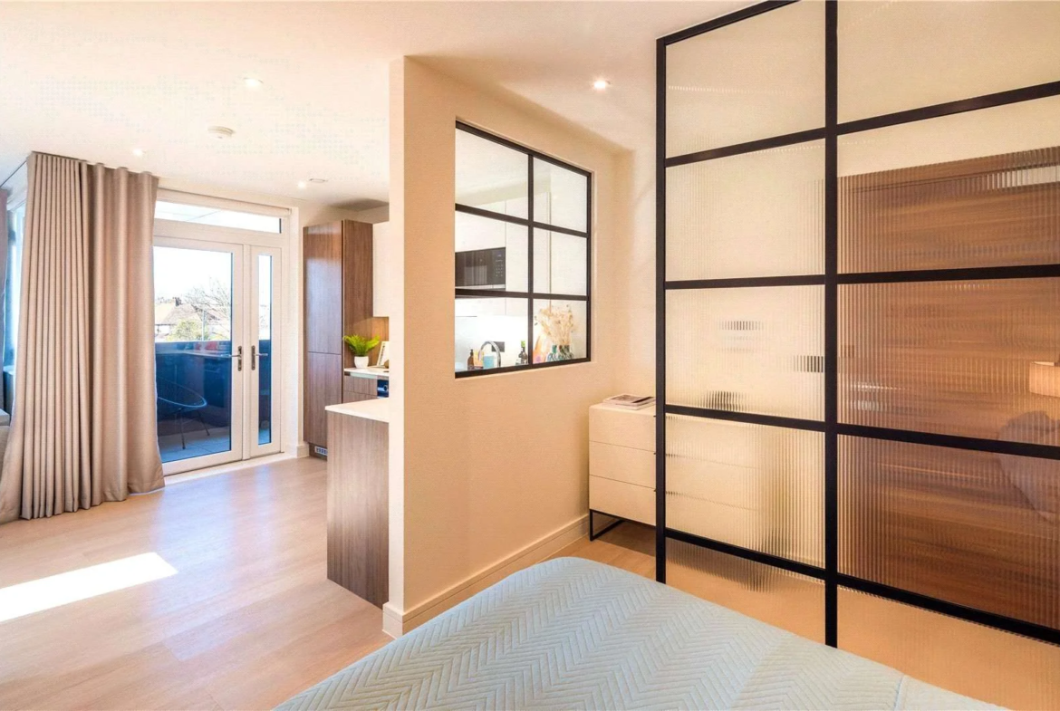 Urban Picturehouse 155 Station Road Sidcup Da15 Bedroom Zone Crittall Glass Partition Balcony View Studio