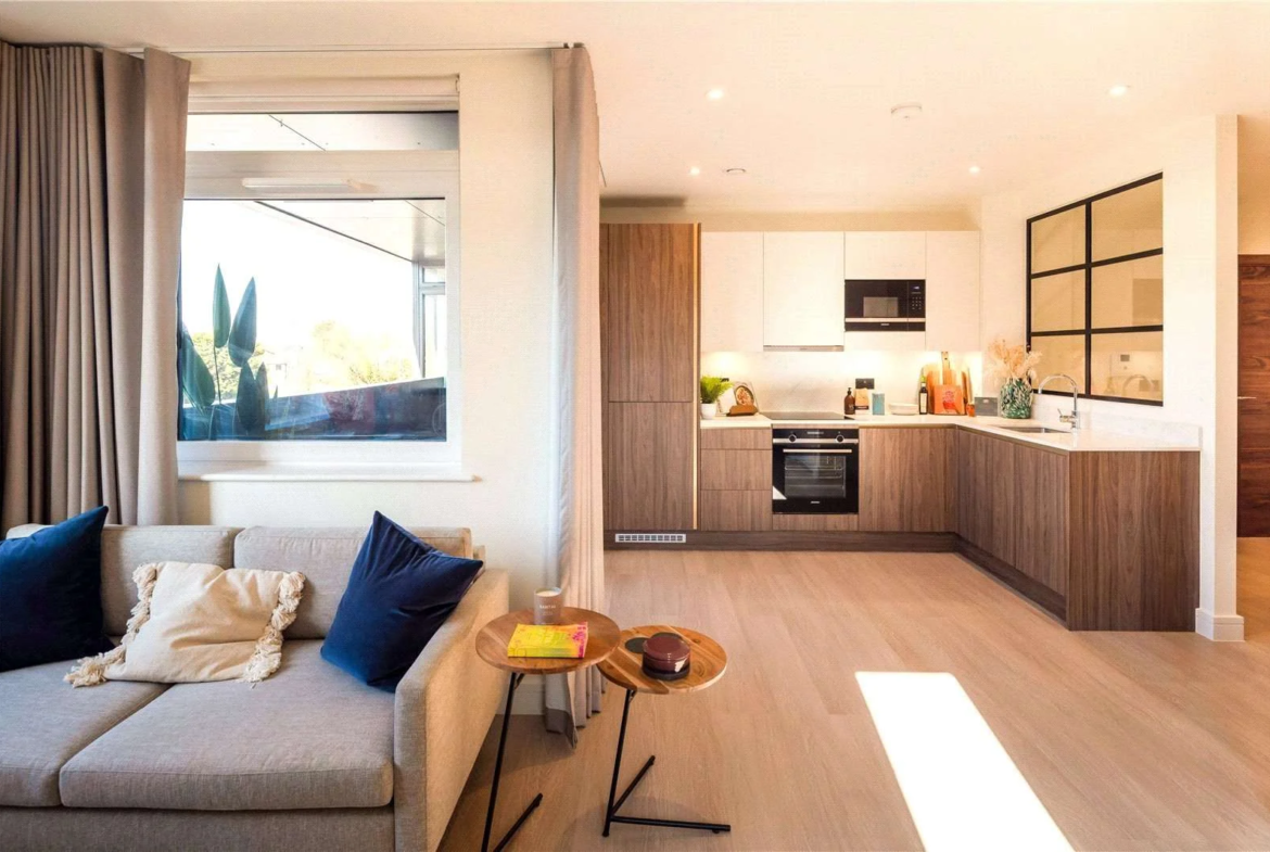 Urban Picturehouse 155 Station Road Sidcup Da15 Open Plan Living Kitchen Siemens Appliances Studio Apartment