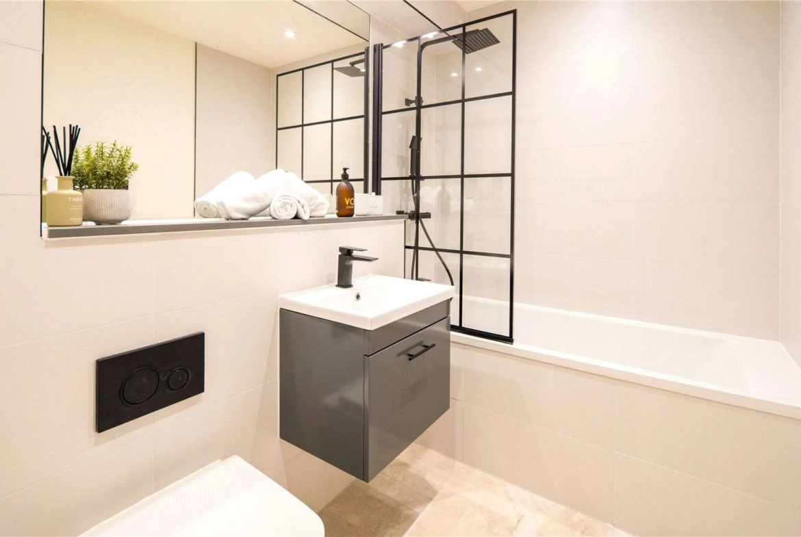 Urban Picturehouse Sidcup Da15 London Bathroom Bath Shower Crittall Screen Floating Vanity