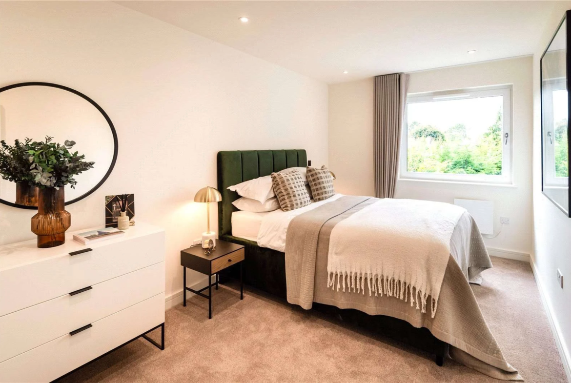 Urban Picturehouse Sidcup Da15 London Master Bedroom Green Headboard Garden View Carpet