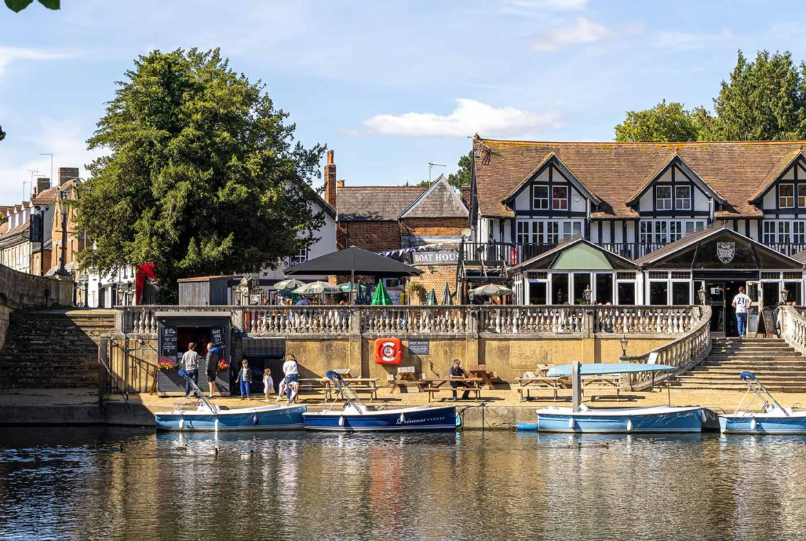 Coach House for Sale Wallingford Oxfordshire | Winterbrook Meadows