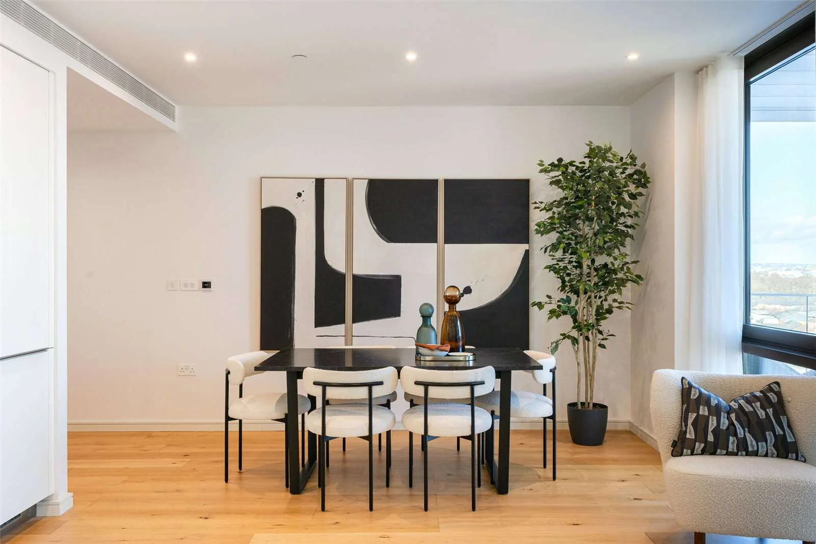 9 Eastfields Riverside Quarter Wandsworth Sw18 Dining Area Abstract Art Large Windows Hardwood Floor London