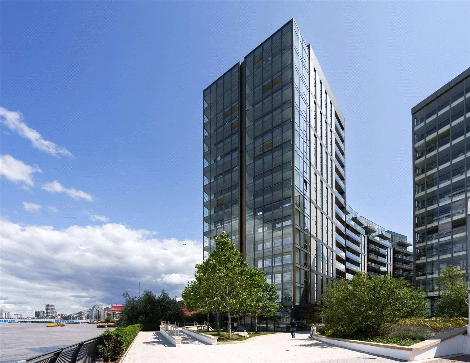 9 Eastfields Riverside Quarter Wandsworth Sw18 Glass Tower Exterior River Thames Frontage Luxury Apartments London