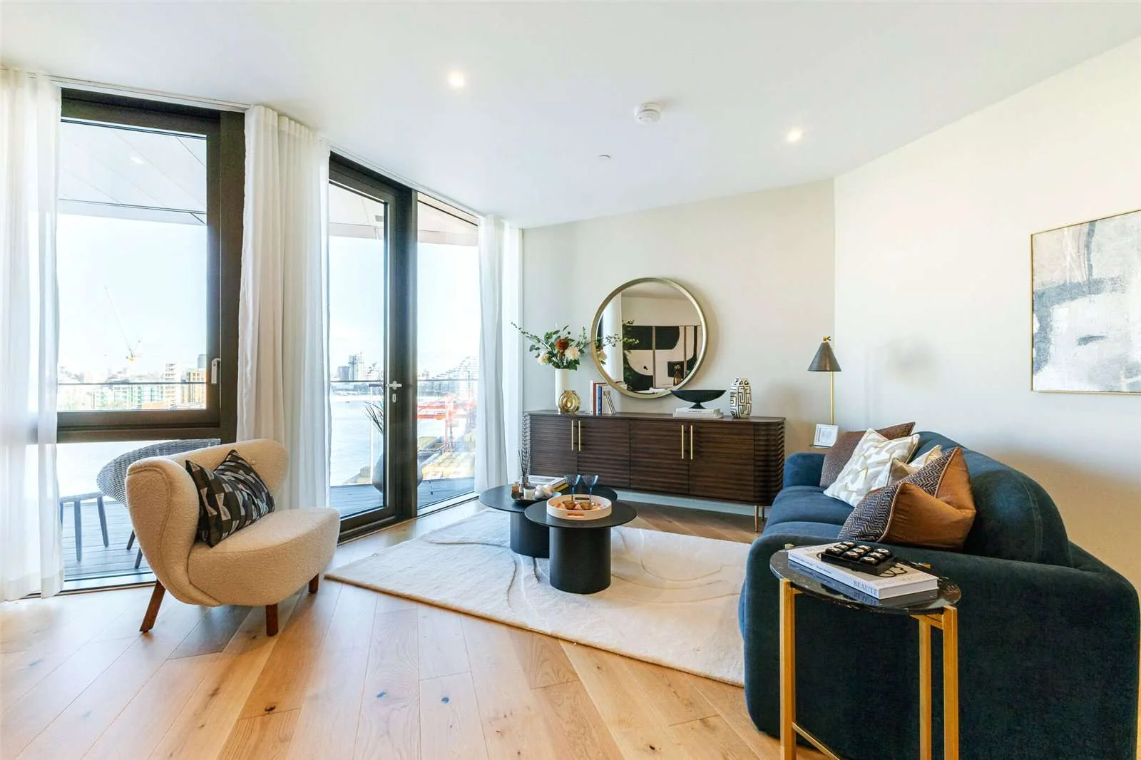 9 Eastfields Riverside Quarter Wandsworth Sw18 Living Room Terrace Doors River Thames View Luxury London