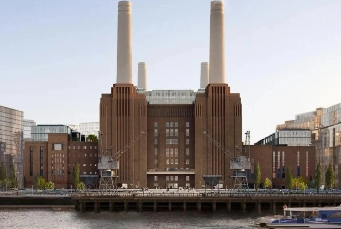 Battersea Power Station Sw11 River Thames Front View Iconic Four Chimneys