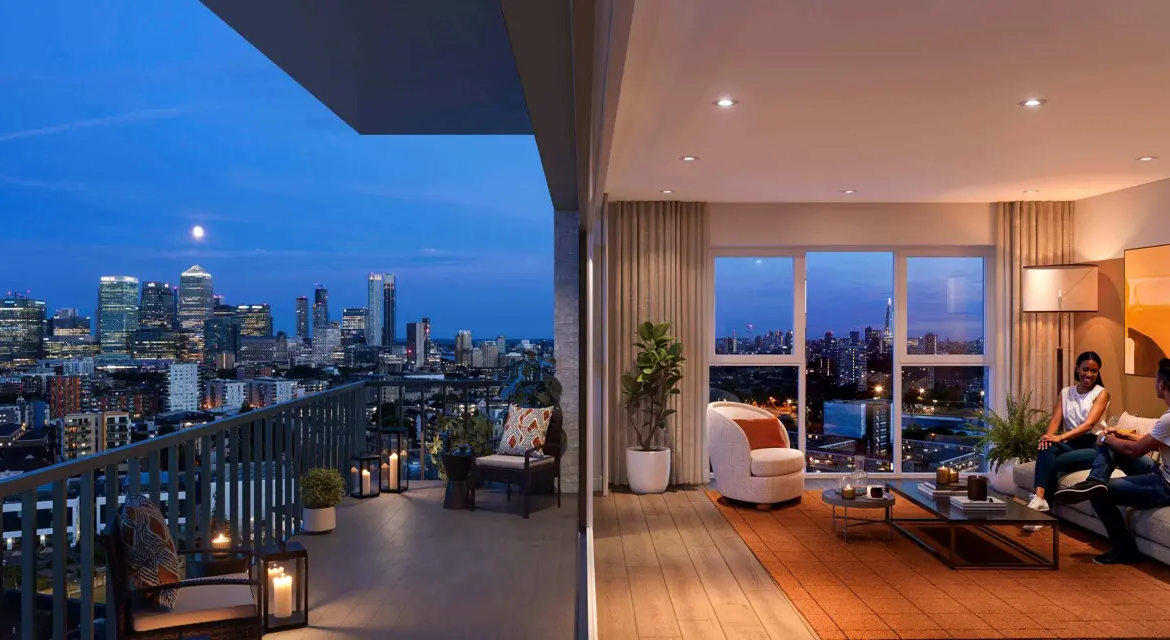 Bow Green London E3 Apartment Interior Evening Canary Wharf Night View