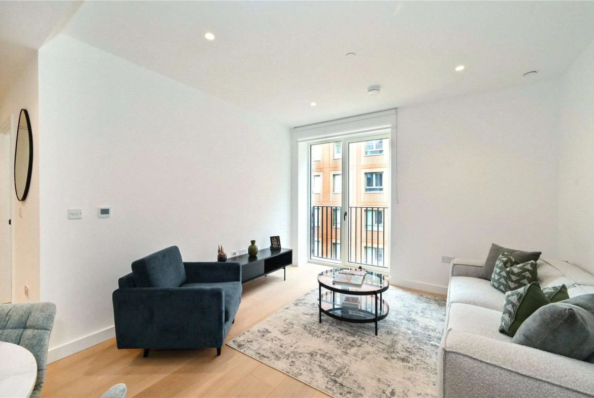 Brent Cross Town Nw2 Open Plan Living Room Studio Apartment