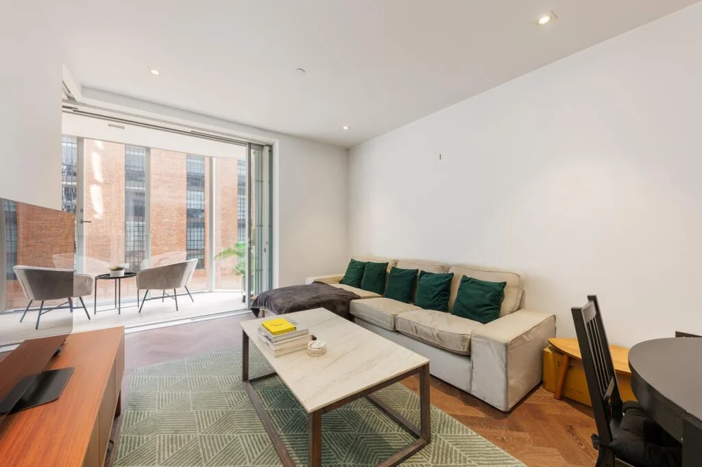 Circus West Village 8 Circus Road West Battersea Sw11 London 1 Bed Apartment Open Plan Living Room Winter Garden Power Sta...