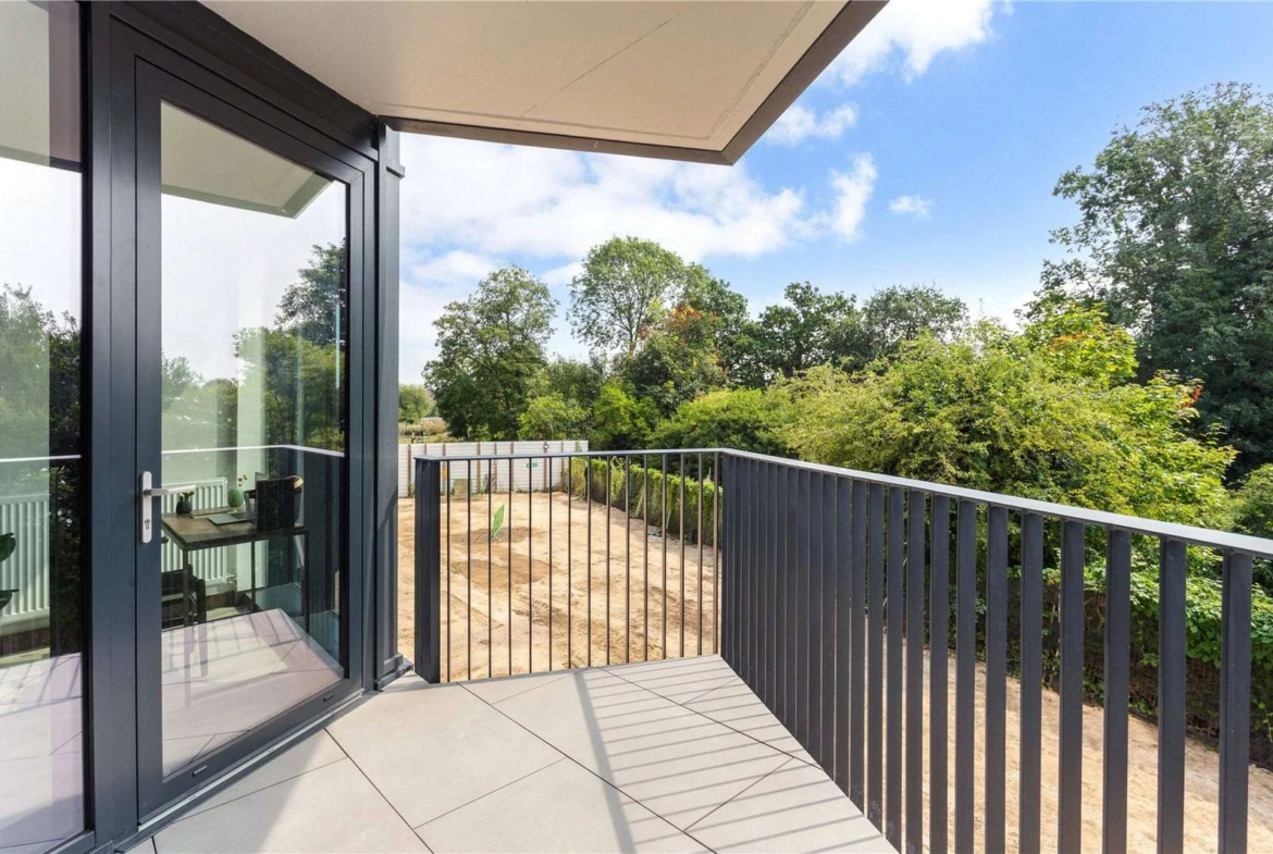 Dylon Riverside Apartment 213 Se26 Sydenham London Private Balcony Terrace Outdoor Space Tree Views