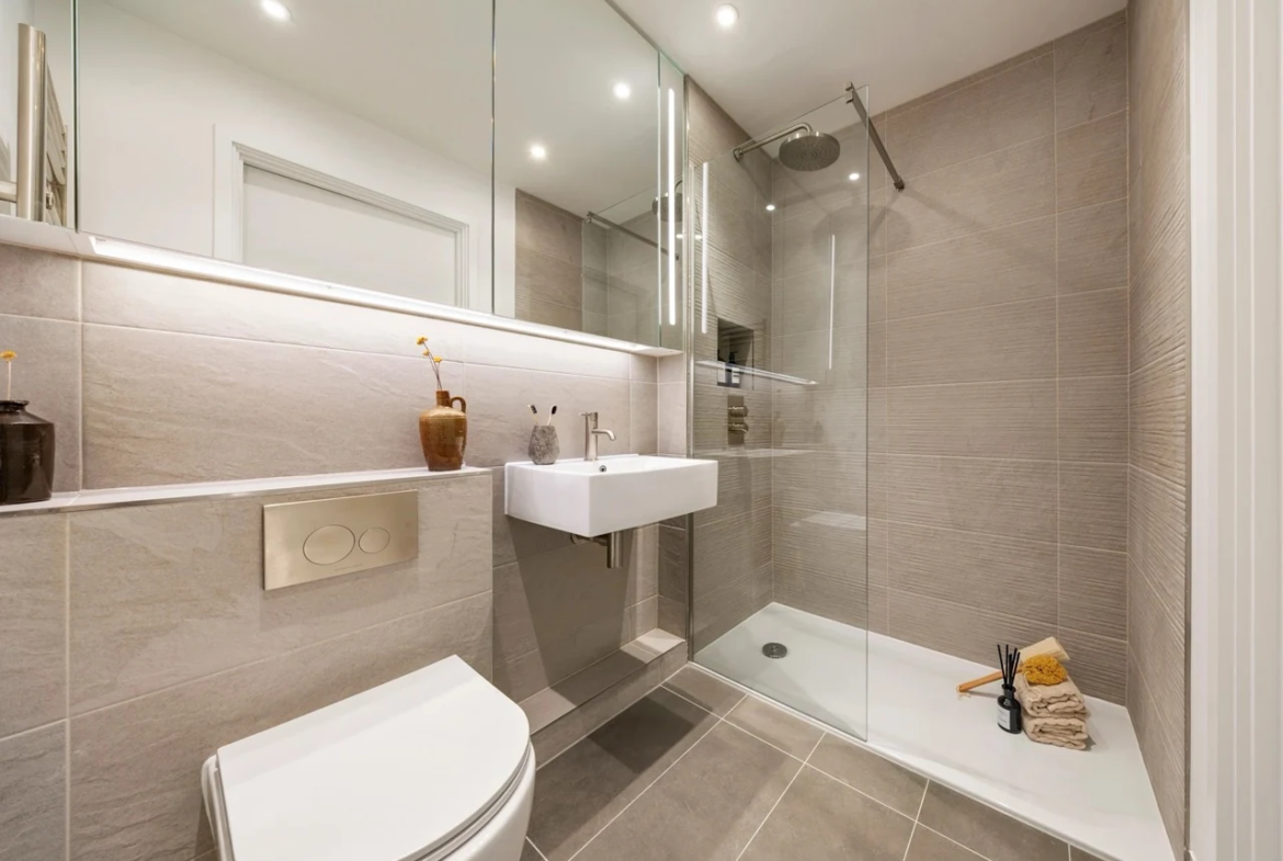 Ebury Sw1 Sw1w Westminster London 3 Bedroom Apartment En Suite Shower Room Stone Tiles Wall Hung Toilet Mirrored Cabinet
