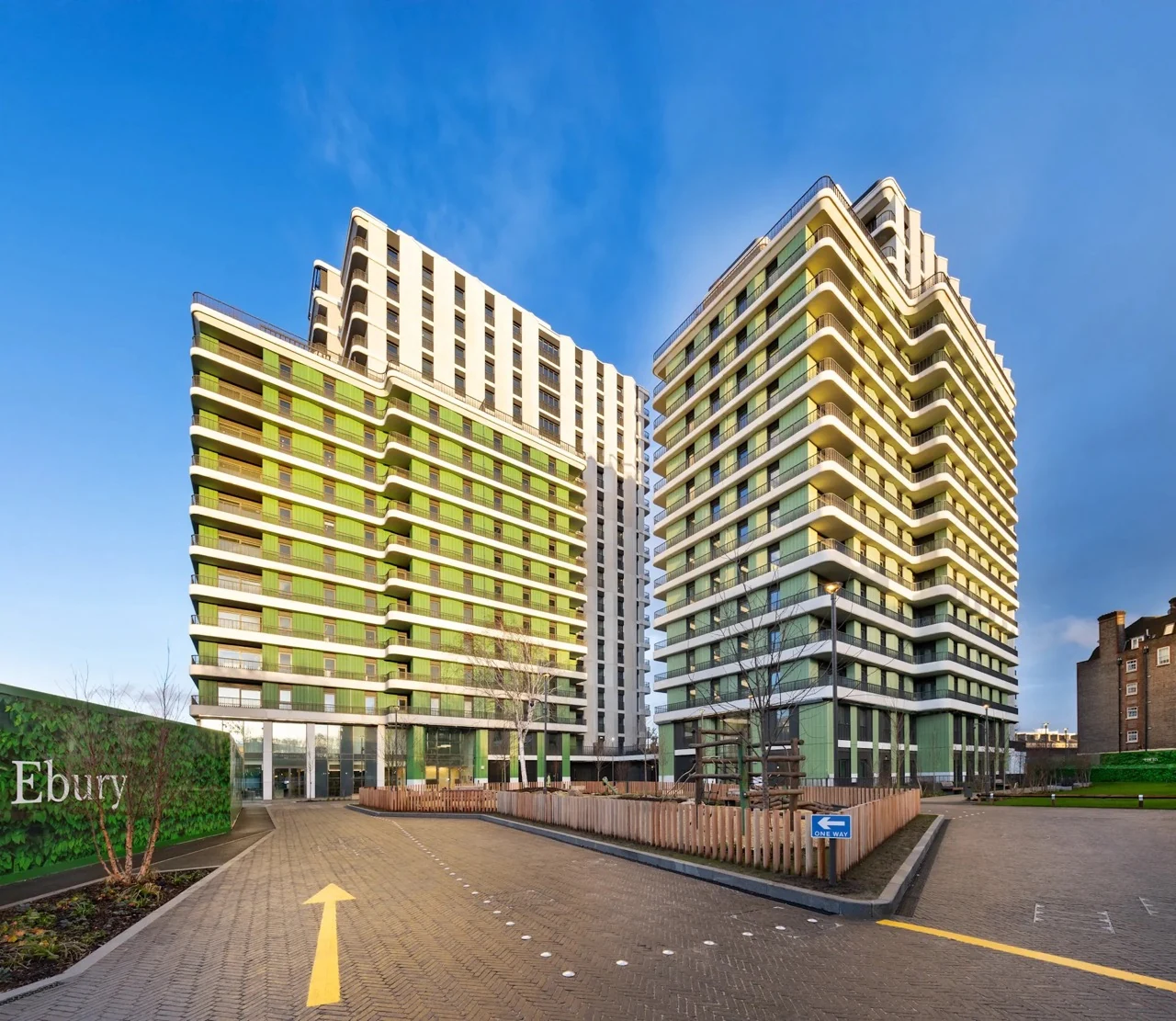 Ebury Sw1 Sw1w Westminster London Exterior Two Towers Green Facade Cobbled Entrance Completed Apartments