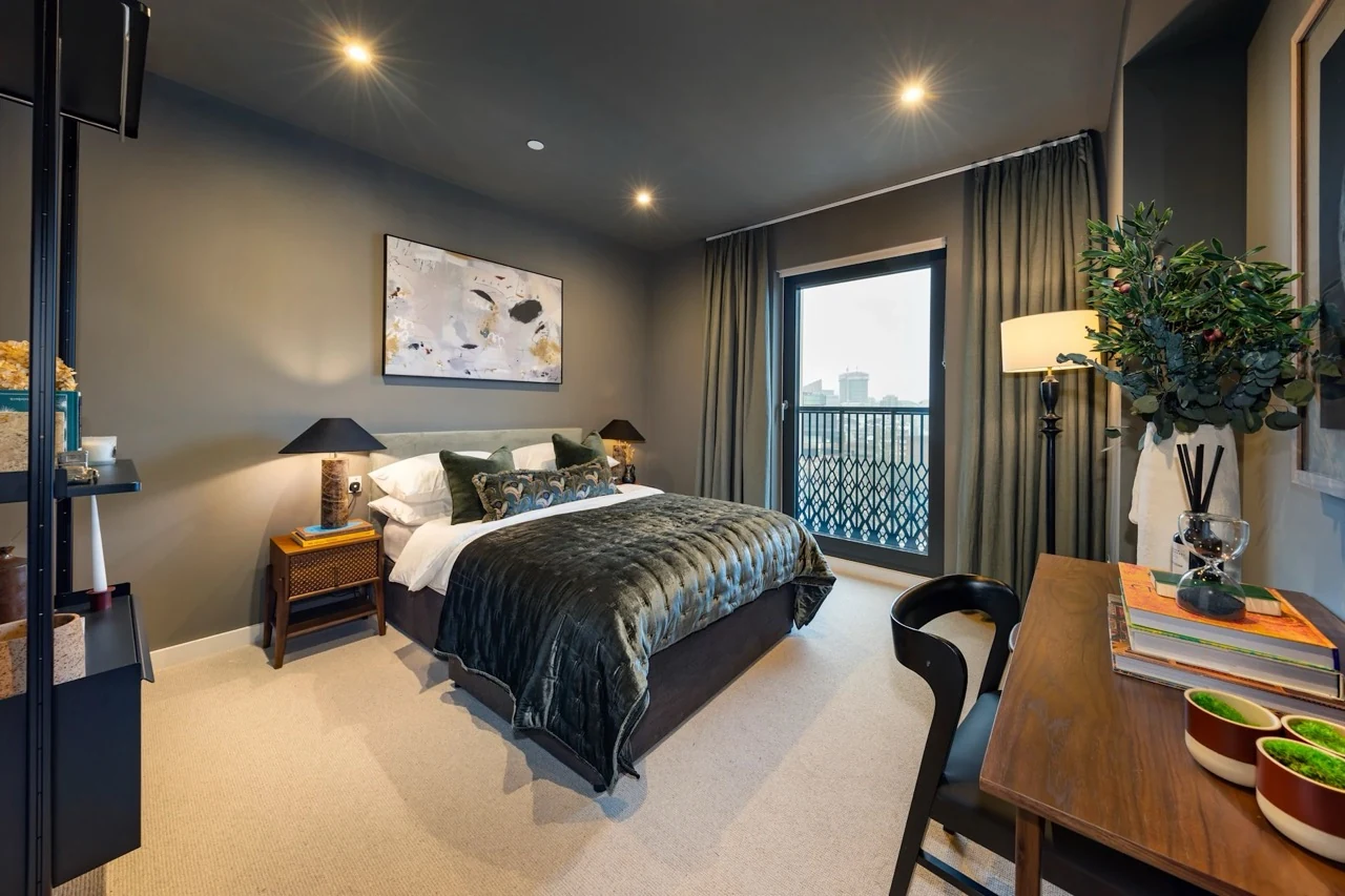 Ebury Sw1 Sw1w Westminster London Master Bedroom Dark Ceiling Balcony City Skyline Views Bespoke Interiors