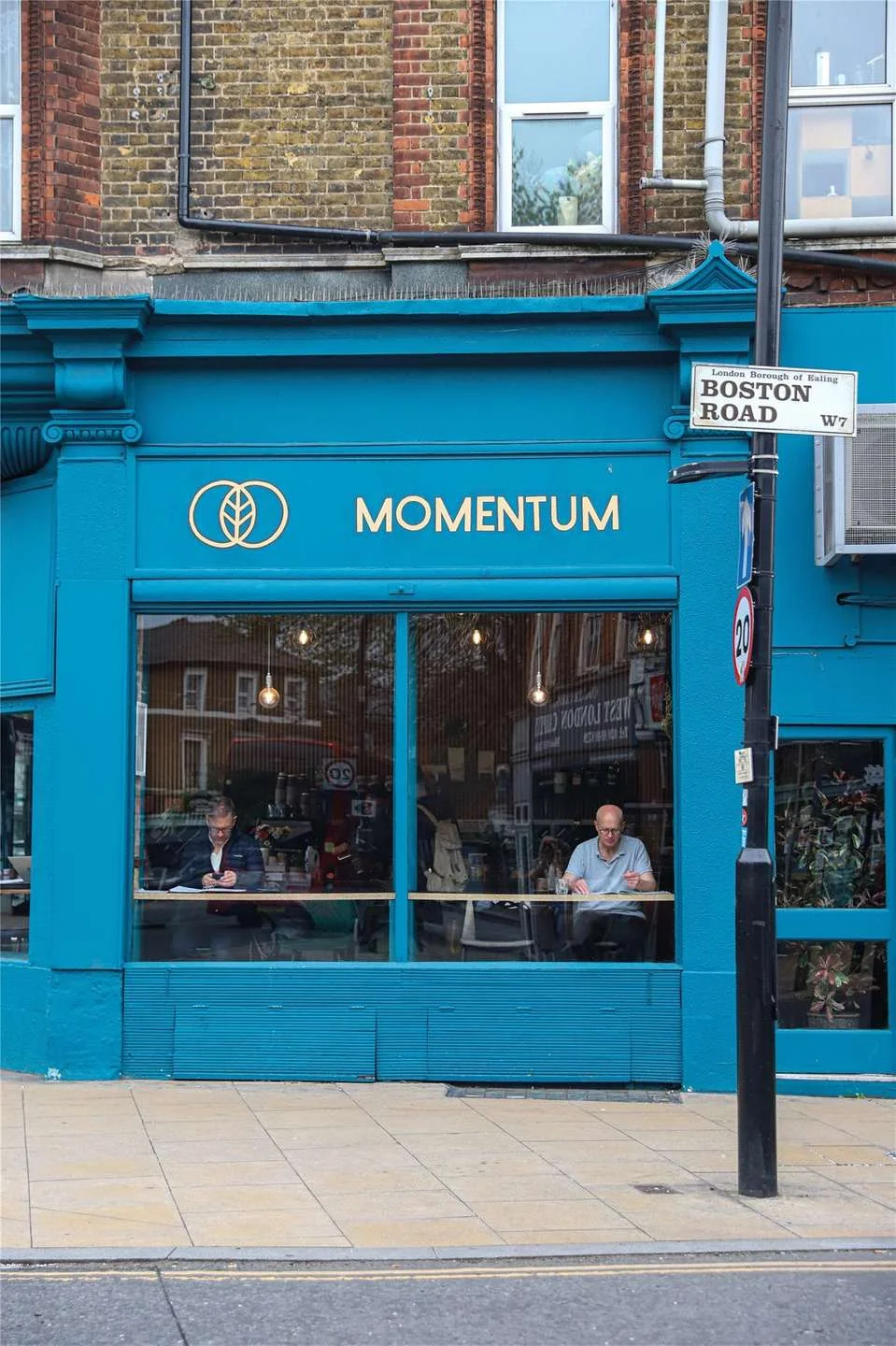 Hanwell Square Hanwell W7 Momentum Coffee Shop Boston Road W7