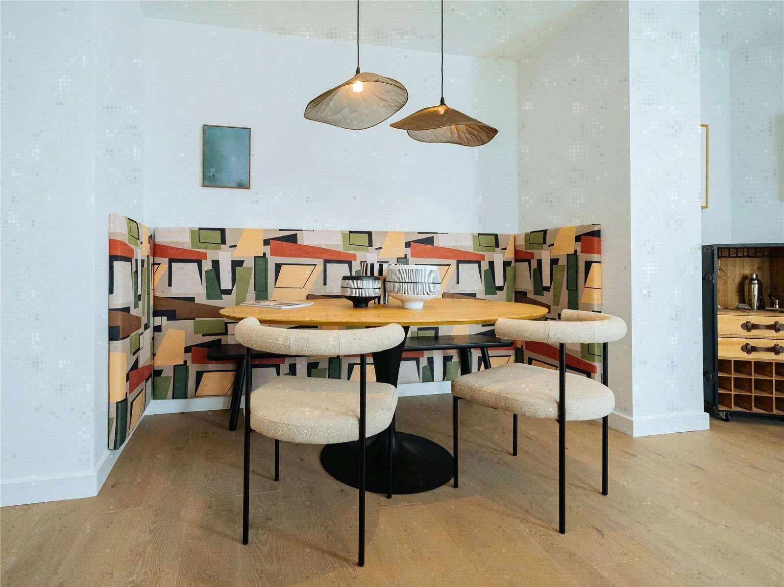 Hurlingham Waterfront Sw6 London Dining Area Banquette Seating Round Table Pendant Lights Show Apartment