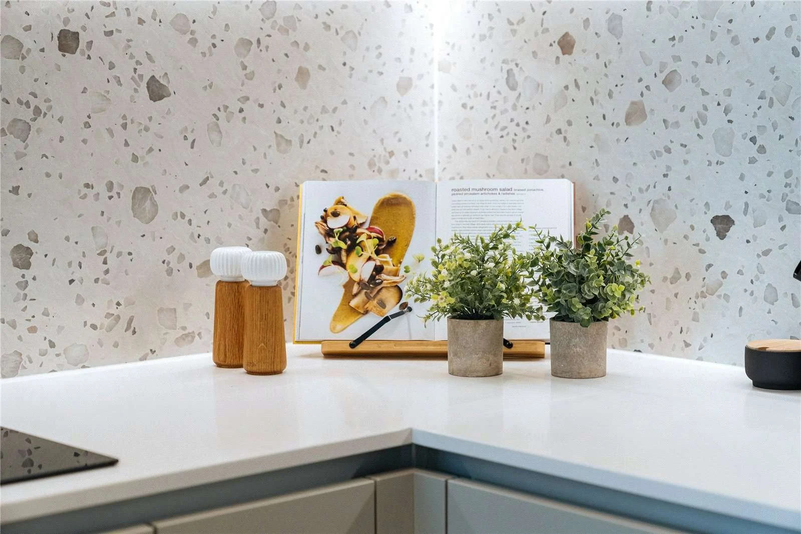 Hurlingham Waterfront Sw6 London Kitchen Terrazzo Splashback White Quartz Worktop Integrated Appliances