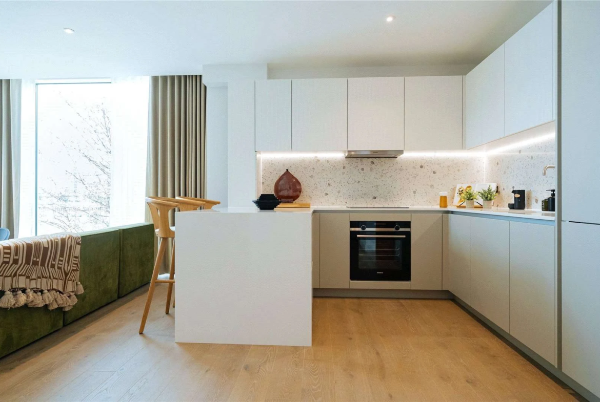 Hurlingham Waterfront Sw6 London Open Plan Kitchen Living Room Island Bar Oak Floor Development