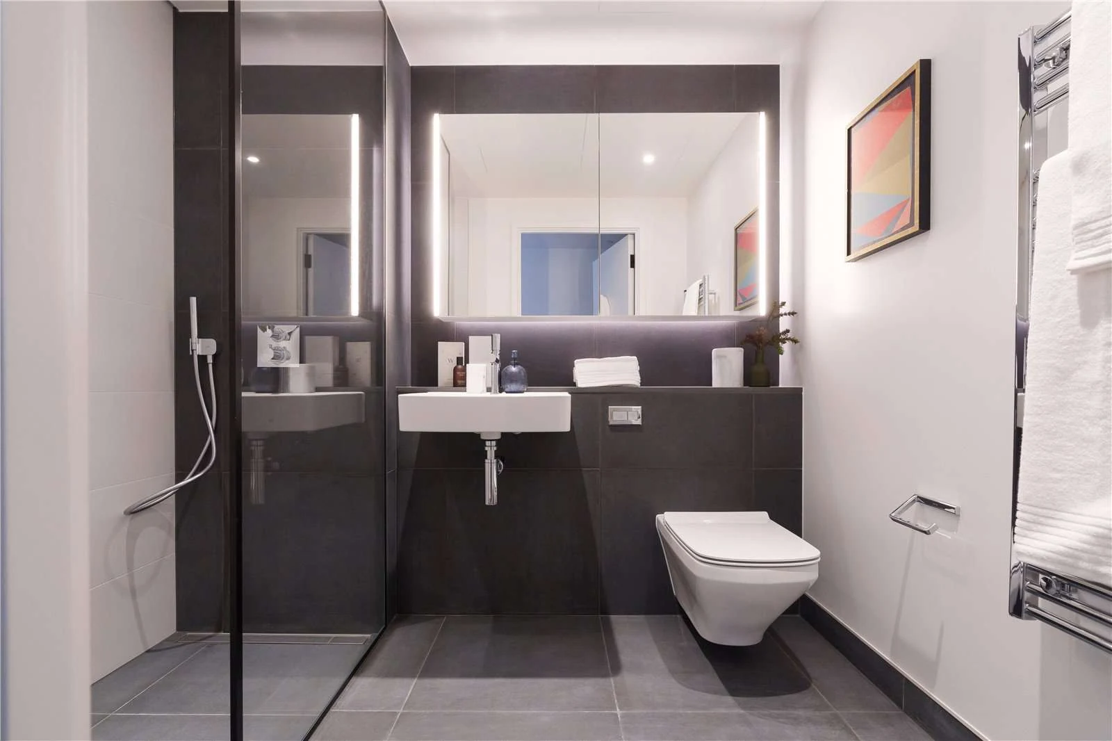 Koa Electric Boulevard Battersea Sw11 2bed Apartment Ensuite Bathroom Dark Tiles Walk In Shower London